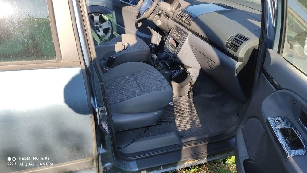 Volkswagen Sharan 1.8 turbo + gaz 6 biegów