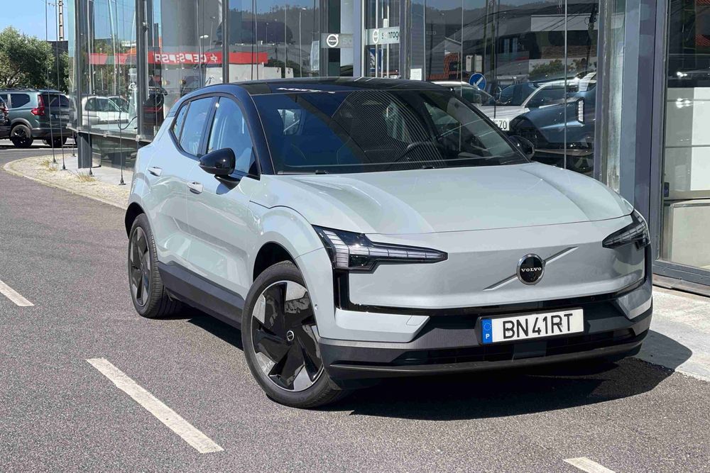 Volvo EX30 69 kWh Twin Motor Plus