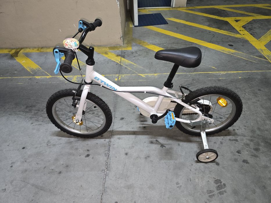 Bicicleta criança como nova