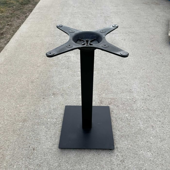 Żeliwna podstawa kwadratowa do stołu - Pedrali