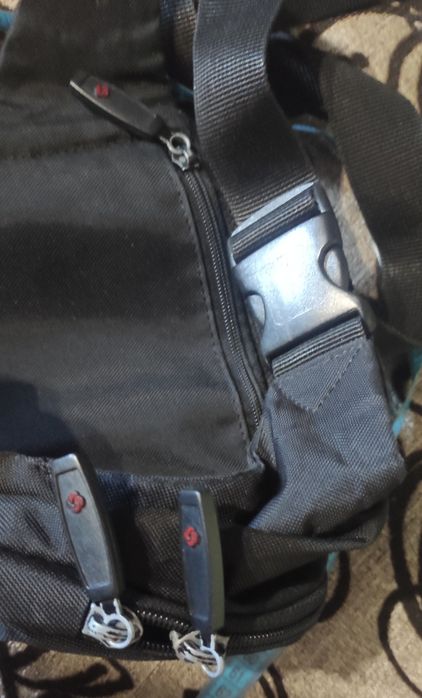 Сумка поясна Samsonite .
