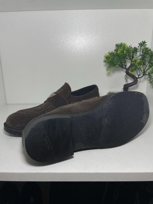 Продам лофери Prada