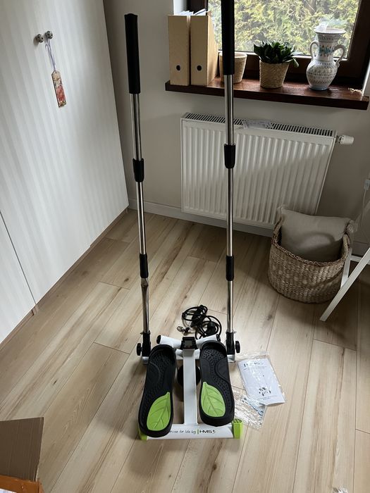 Stepper skośny z regulowanymi drążkami HMS S3096