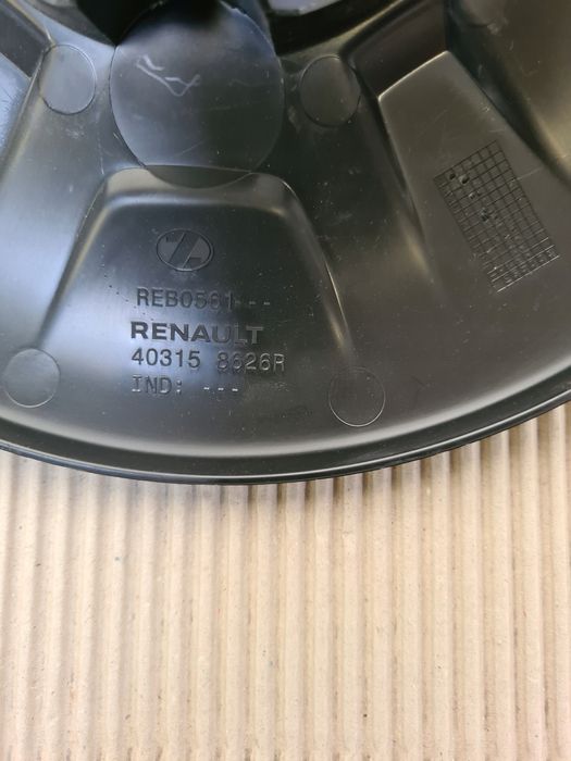 Dekielki Kołpaki 16" Komplet Renault Master