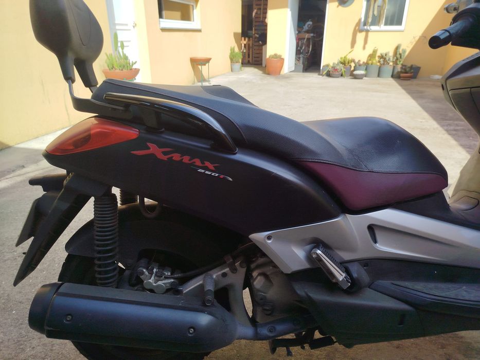 Yamaha X Max 250
