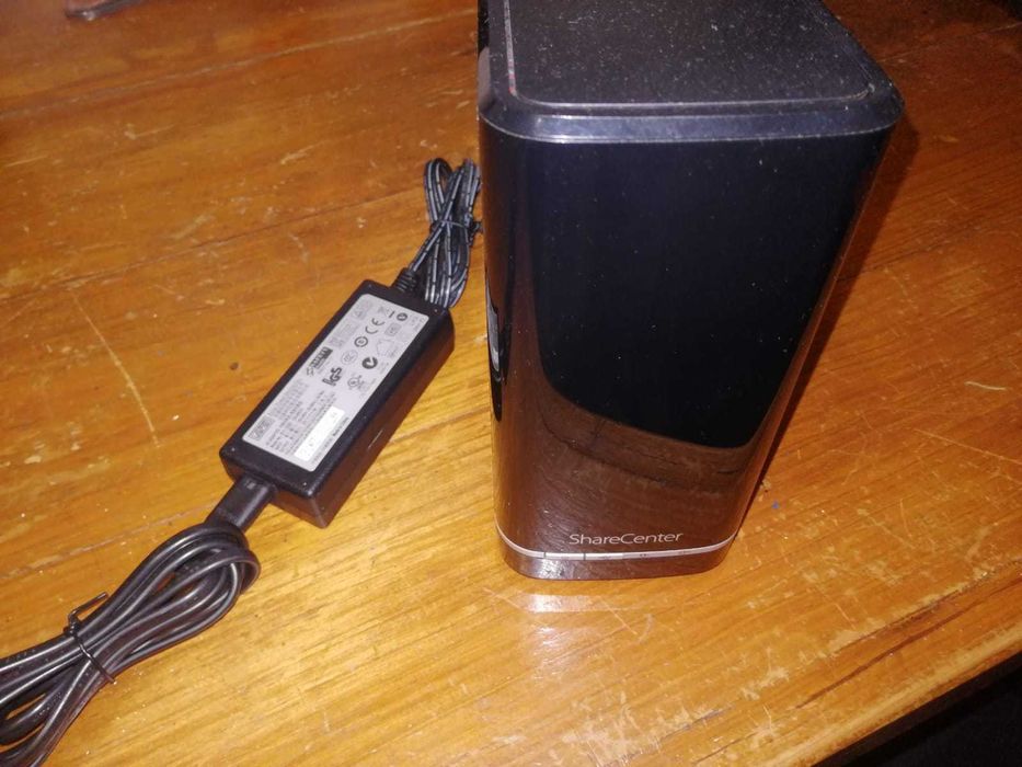 NAS D-link ShareCenter 2 Bay Cloud Storage Enclosure
DNS-320L