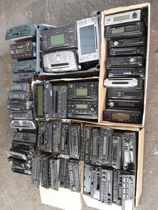 Radia samochodowe zestaw, ponad 50szt