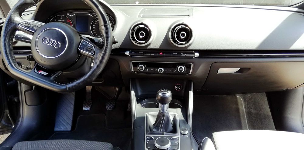 Audi A3 Sportback S-Line