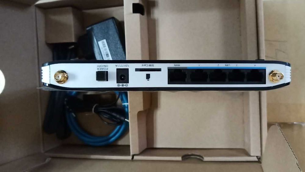 Роутер D-Link 4G/LTE DWR-921