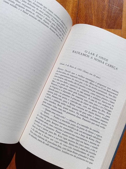 A Mulher do Viajante no Tempo - de Audrey Niffenegger