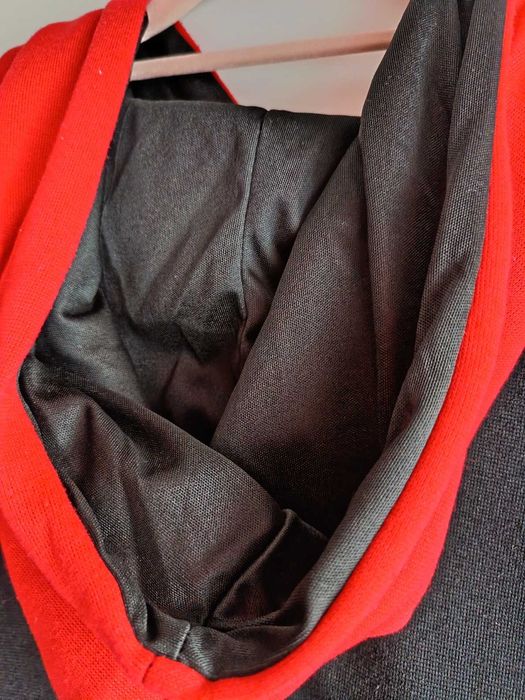 Bluza czarno-czerwona Queen