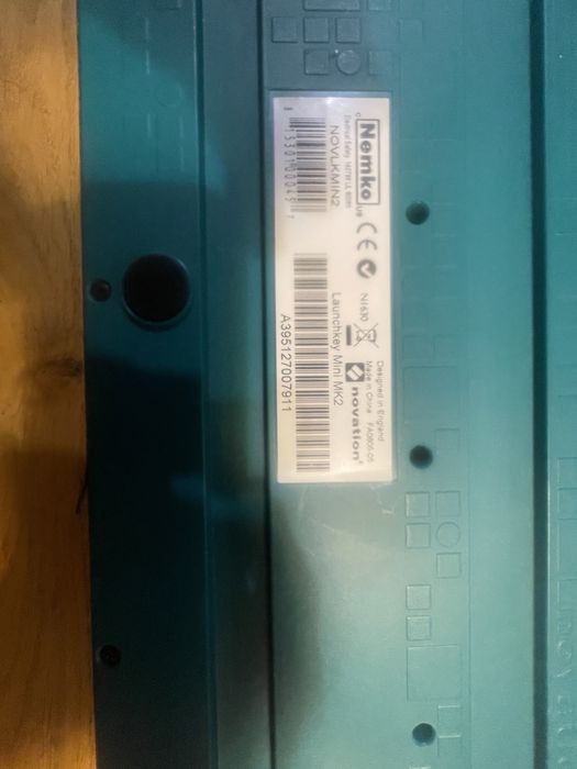 kontroler novation launchkey