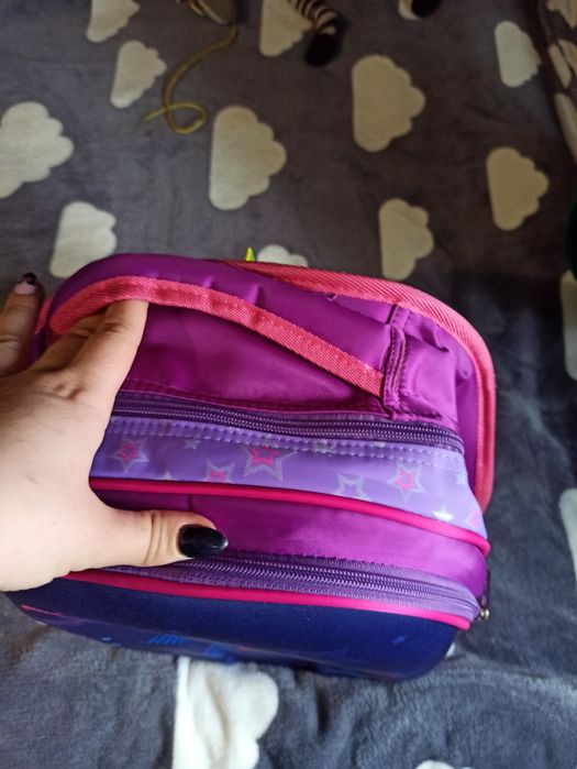 Школьный рюкзак с ортопедической спинкой