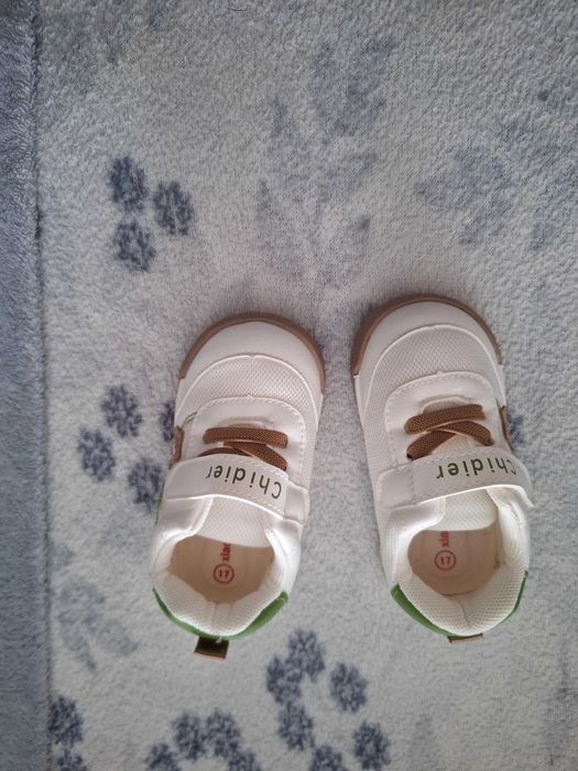 Roupa e acessórios de bebe