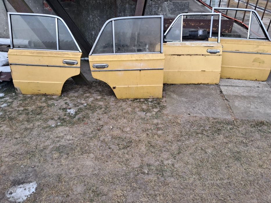 Продам двері ВАЗ 2106.