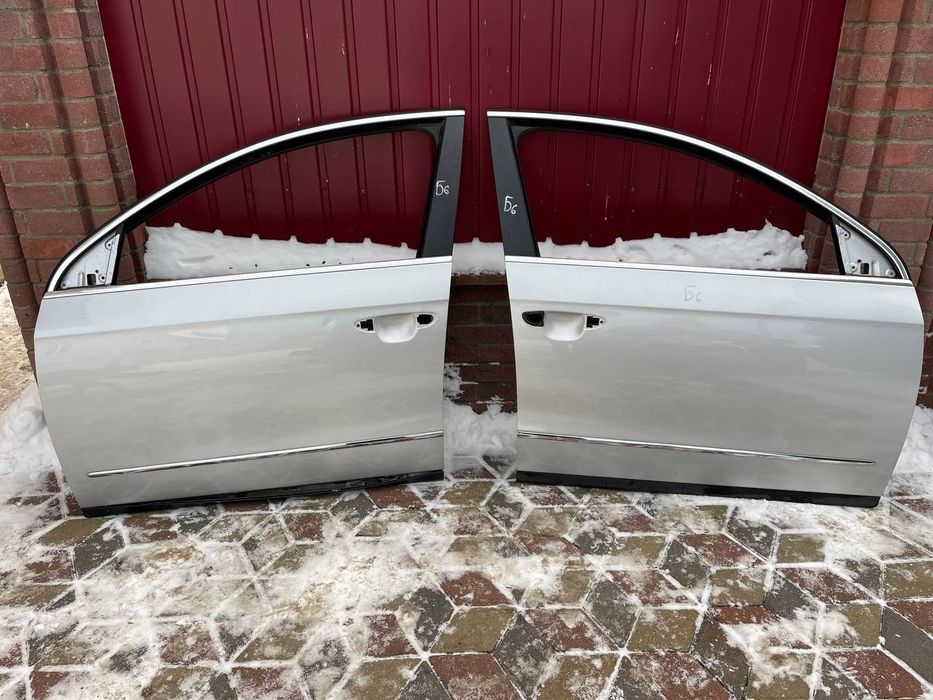 Двері Дверка Передня Задня Volkswagen Passat B6 Колір LA7W  сірий