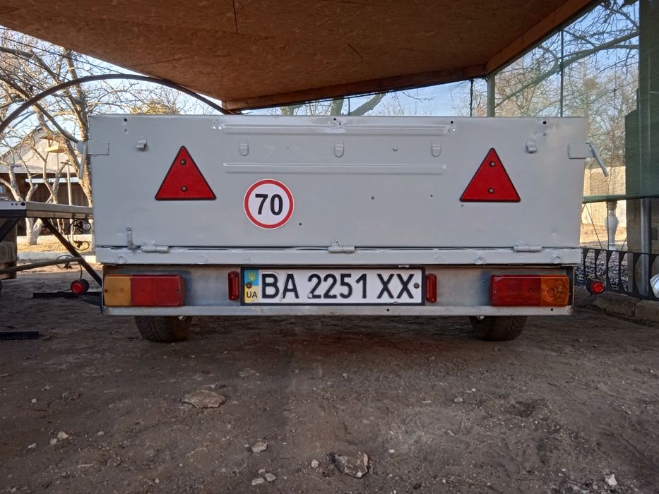 Продам рицепа ліхковаго.