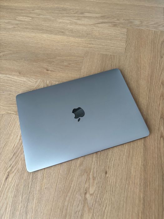 Idealny MacBook Pro 13” 8/256 GB TOUCH BAR SPACE GRAY w idealny!