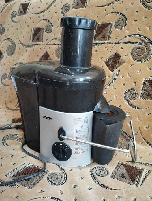 Соковижималка на запчастини, 550W,  531грн.