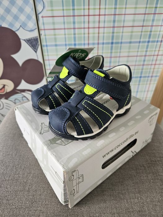 Nowe sandalki r21 cocodrilo