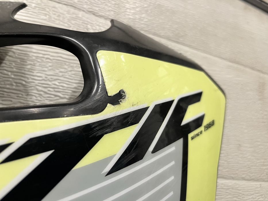 Boczek prawy owiewka fantic 50