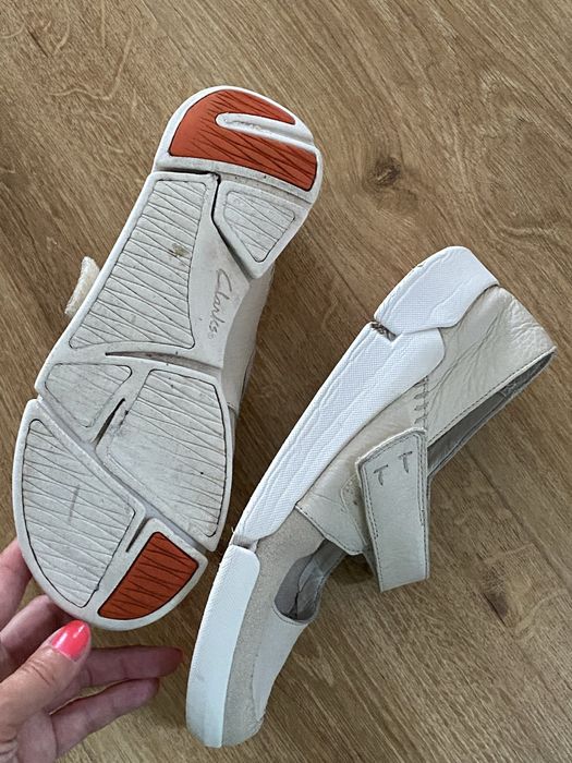Clarks trigenic 38 beżowe buty damskie rzepy