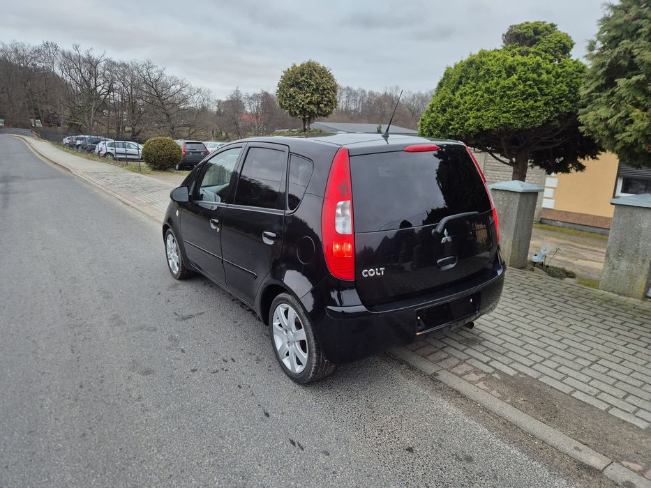 Mitsubishi Colt 1.5 Benzyna Klima