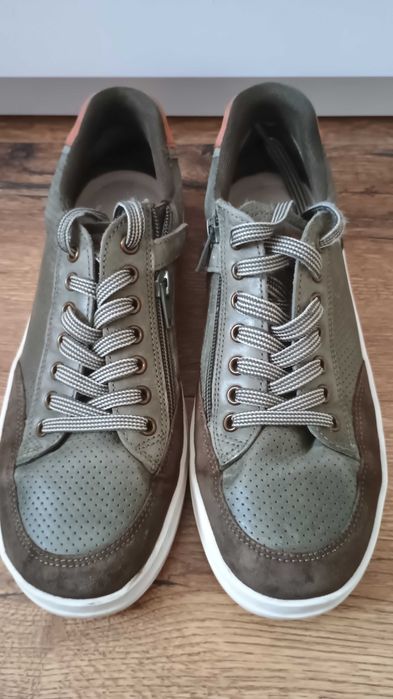Półbuty sneakersy chłopięce Lasocki skórzane rozmiar 37 zielone.