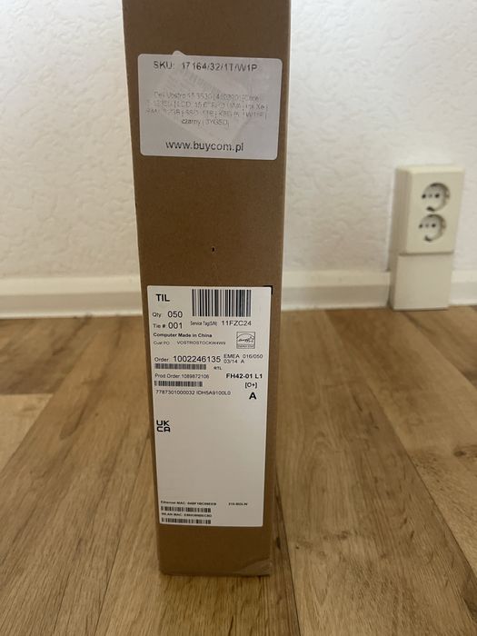 Laptop Dell Vostro 3530 15,6 " Intel Core i5 32 GB / 1000 GB czarny