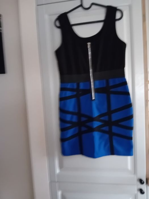 Boohoo śliczna sukienka jak nowa M