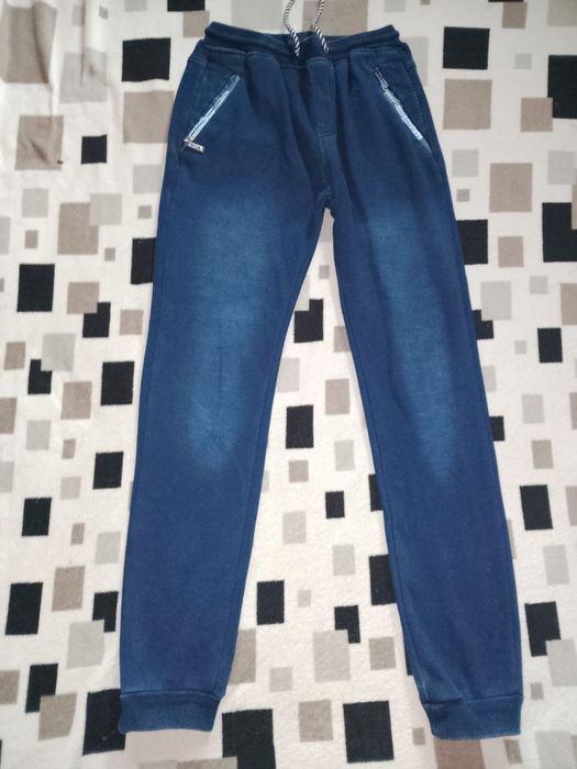Спортивные штаны на меху 44-46