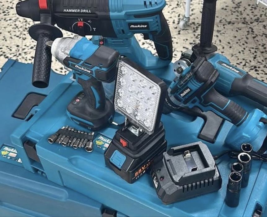 Kit 4 makinas brusheless mais holofote