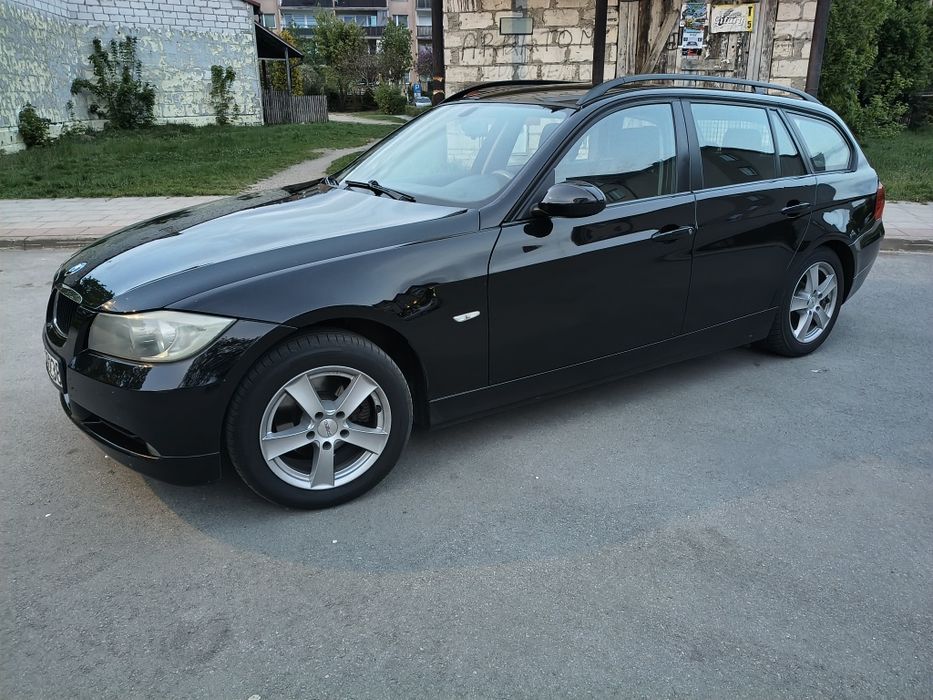 BMW e91  2.0 benzyna 143KM