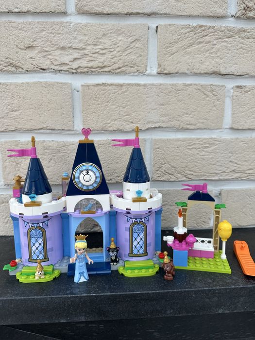 Lego Disney 43178 przyjecie w zamku Kopciuszka