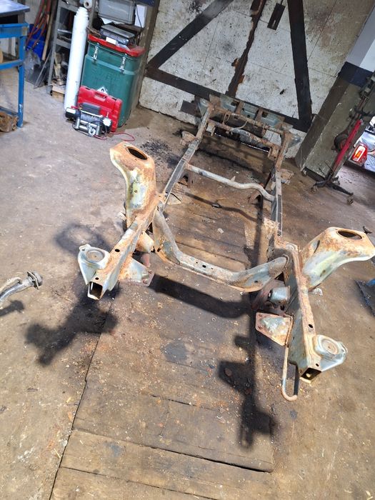 Rama grand vitara 5 drzwi