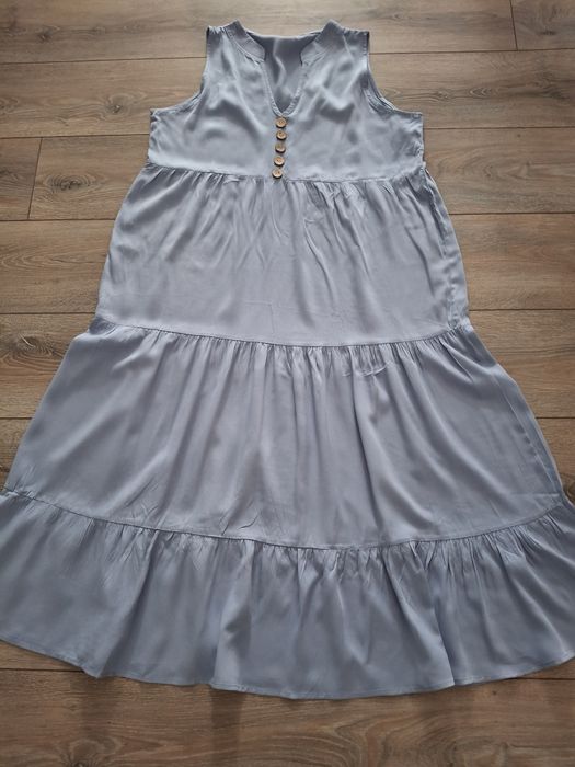 Ярусное голубое платье