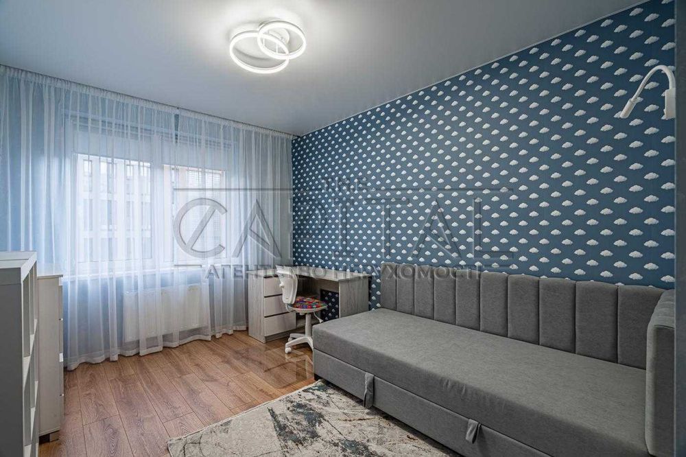 Перша здача! Чотирикімнатна на Подолі Закритий ЖК 044 Кирилівська 37