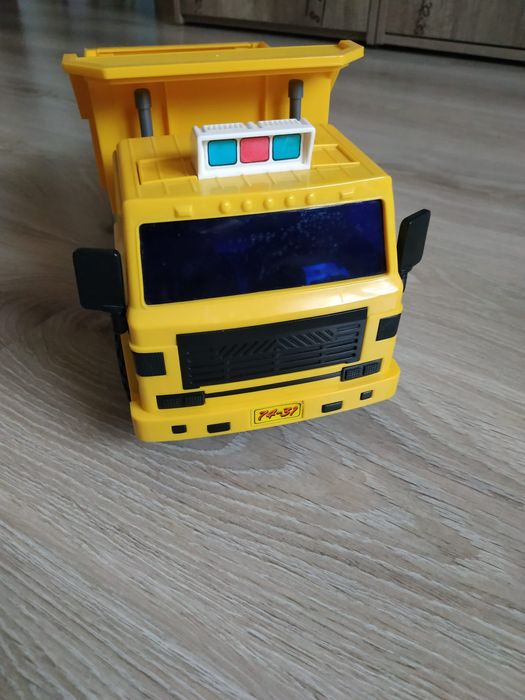 auto wywrotka pojazd