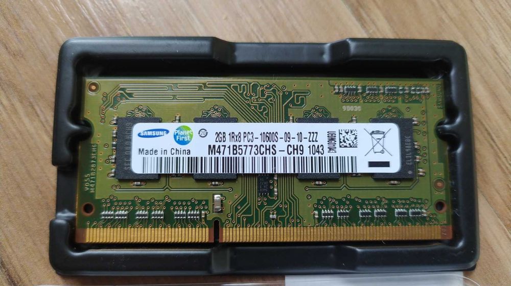 Оперативна пам'ять 2GB DDR3 1333MHz Samsung ноутбучна