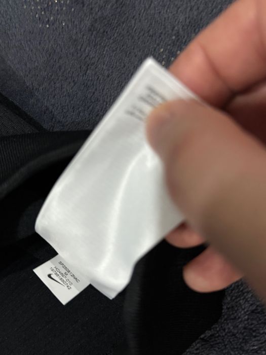 Кофта Nike Mamba HQ4697-010