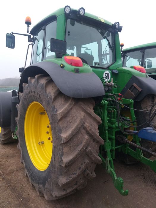 Ciągnik rolniczy John Deere 6820
