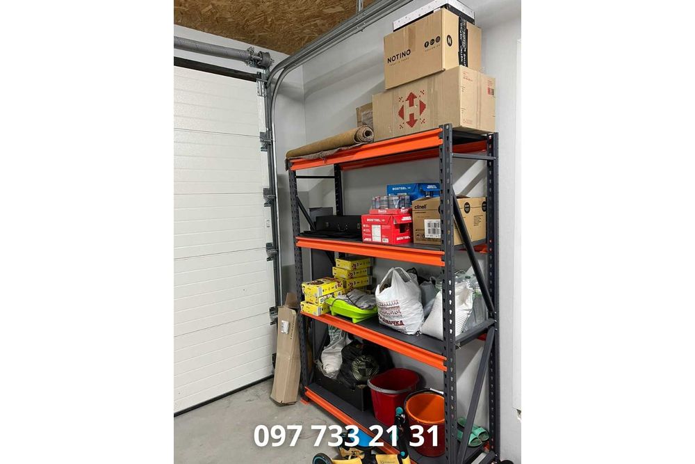 Стелаж для гаражу. Стелажі в гараж. Полки в гараж