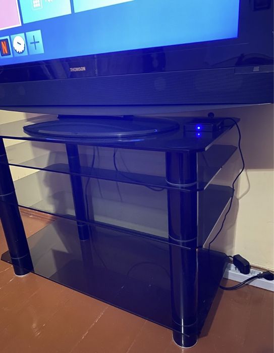 Підставка скляна до телевізора