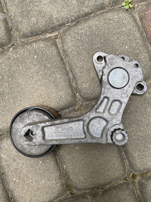 Механізм натяжителя ремня (верх, низ) Hyundai Sonata LF (2014-2017)