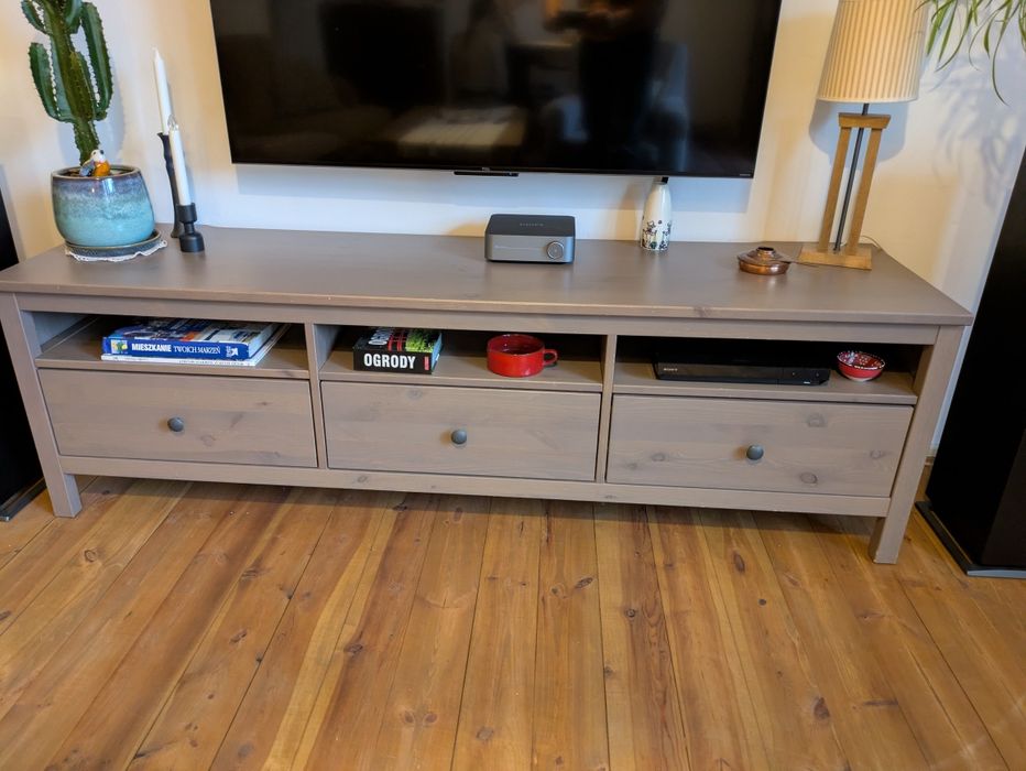 Zestaw dwóch mebli Ikea Hemnes