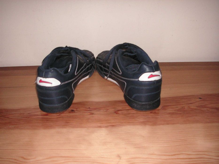 Botas /Ténis Desportivos T/41