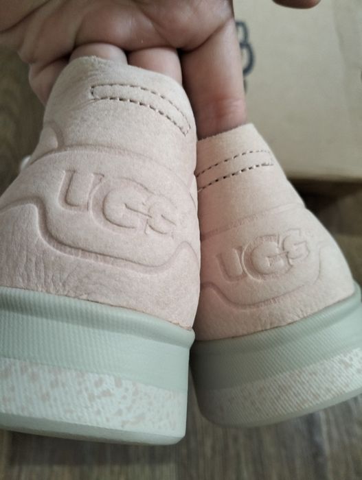 Новые кросовки Ugg, размер 40