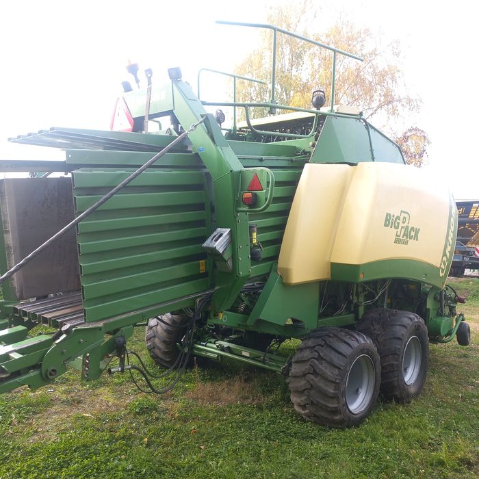 Прес-підбирач Krone Big-Pack 12130XC