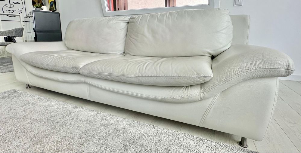 Sofas em Pele em muito bom estado