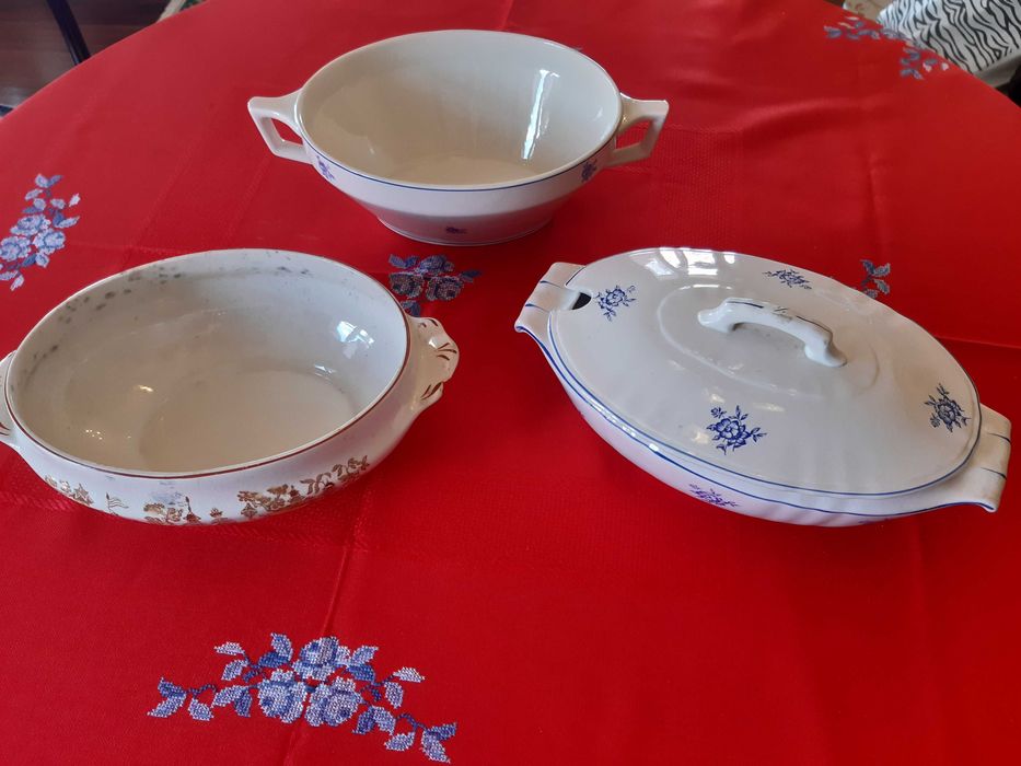 Terrina Antiga Porcelana e de Capôa  Massarelos  Sacavém Prato Vidro